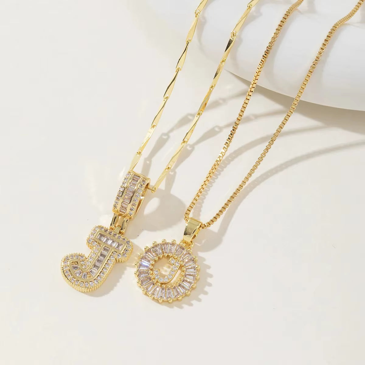 Copper 26 Alphabet Circular Dangles Zirconiaice Sugar Flower Pendant Necklaces Layering Combinationset Jewelry Accessories
