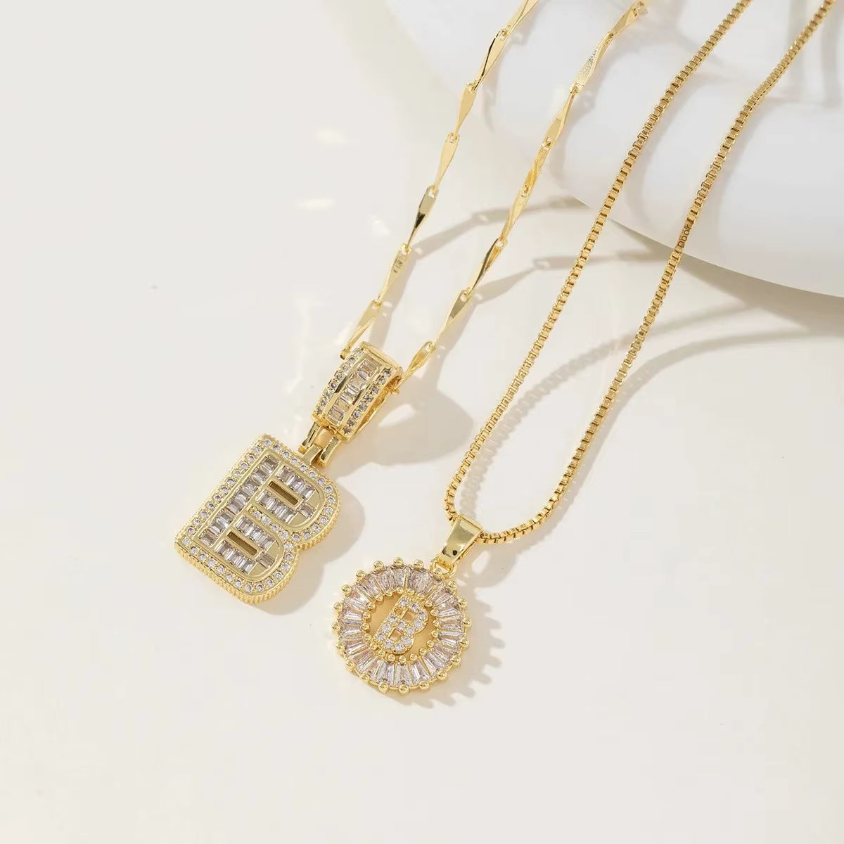 Copper 26 Alphabet Circular Dangles Zirconiaice Sugar Flower Pendant Necklaces Layering Combinationset Jewelry Accessories