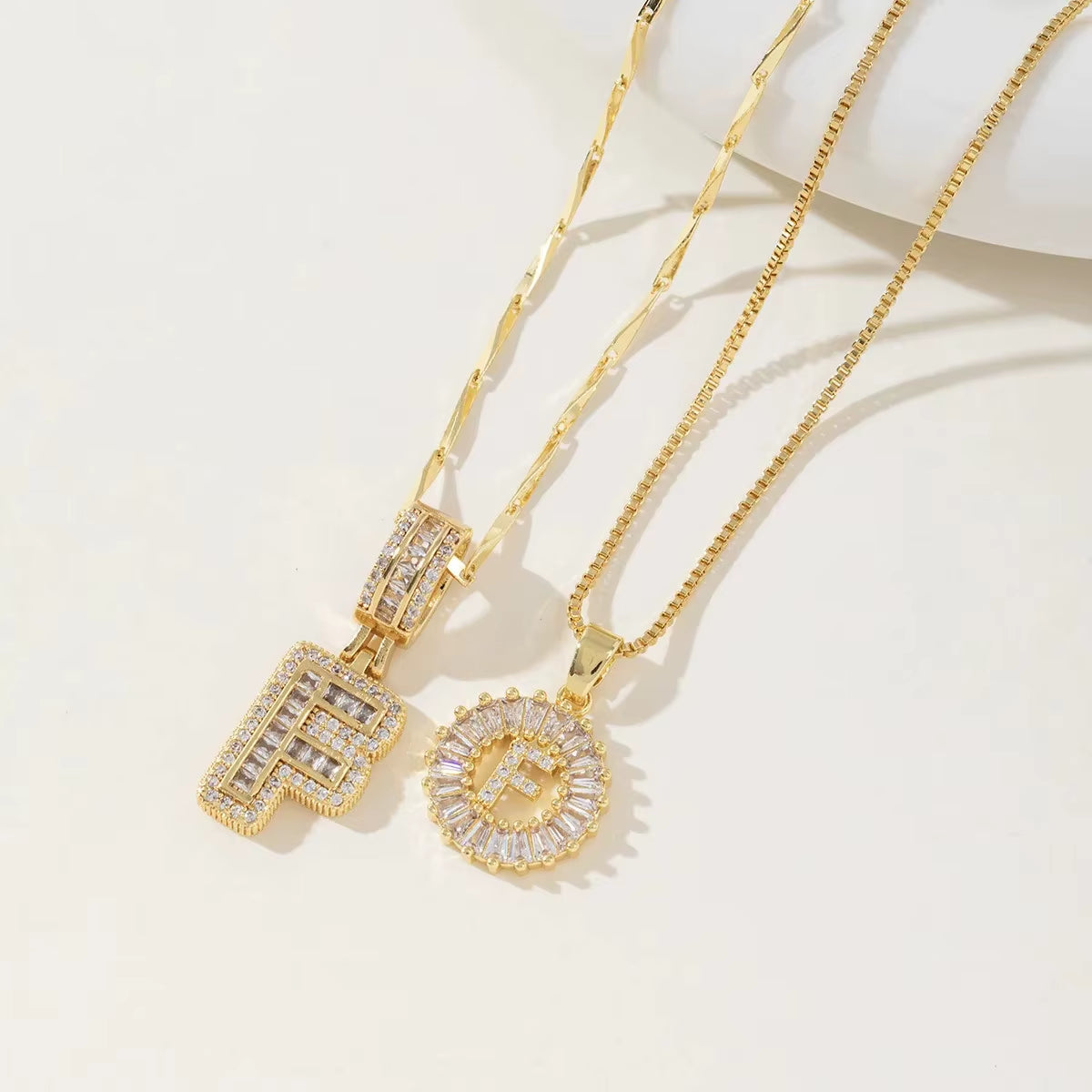 Copper 26 Alphabet Circular Dangles Zirconiaice Sugar Flower Pendant Necklaces Layering Combinationset Jewelry Accessories